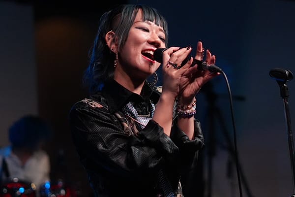 Lukaタカモリ先生_ボイストレーナー_メロスクなんば心斎橋校